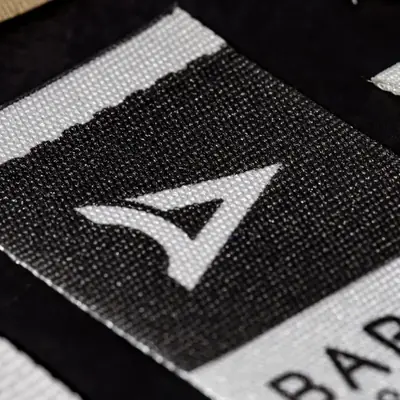 Woven label in cotton